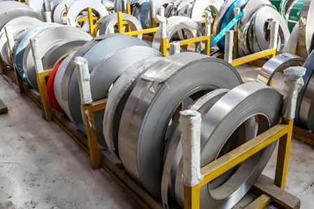 304和316L不銹鋼帶哪個更耐高溫？